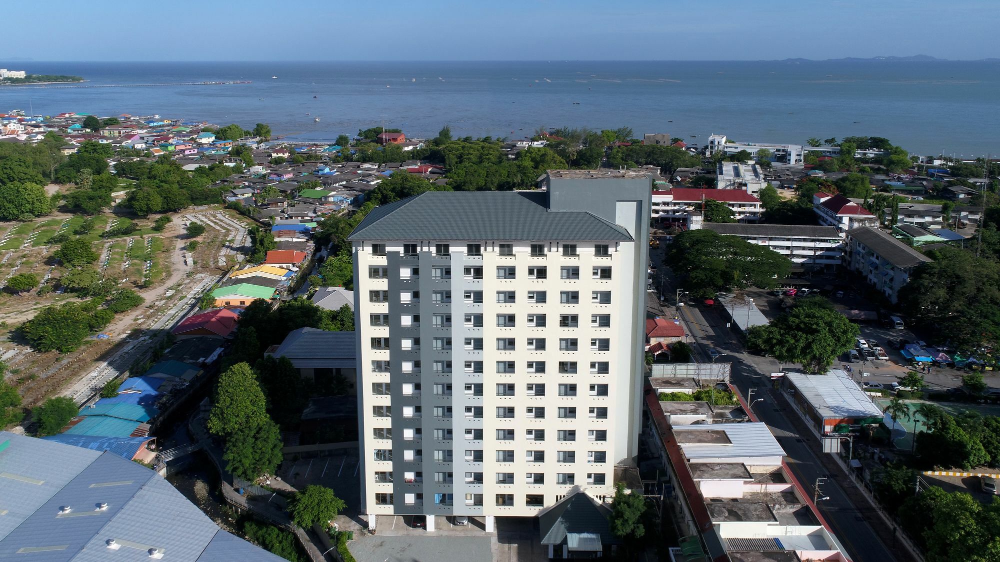 Ruenthip Pattaya Hotel Exterior photo
